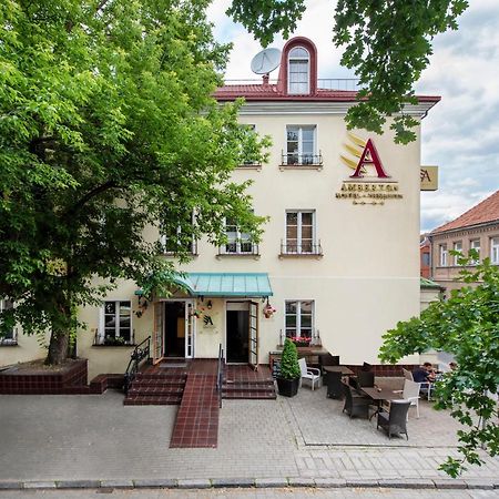 Amberton Cozy Hotel Kaunas Exterior photo